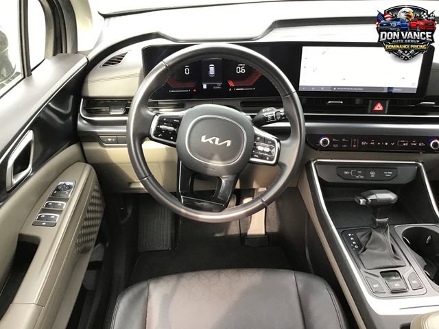 Used 2025 Kia Carnival image 13