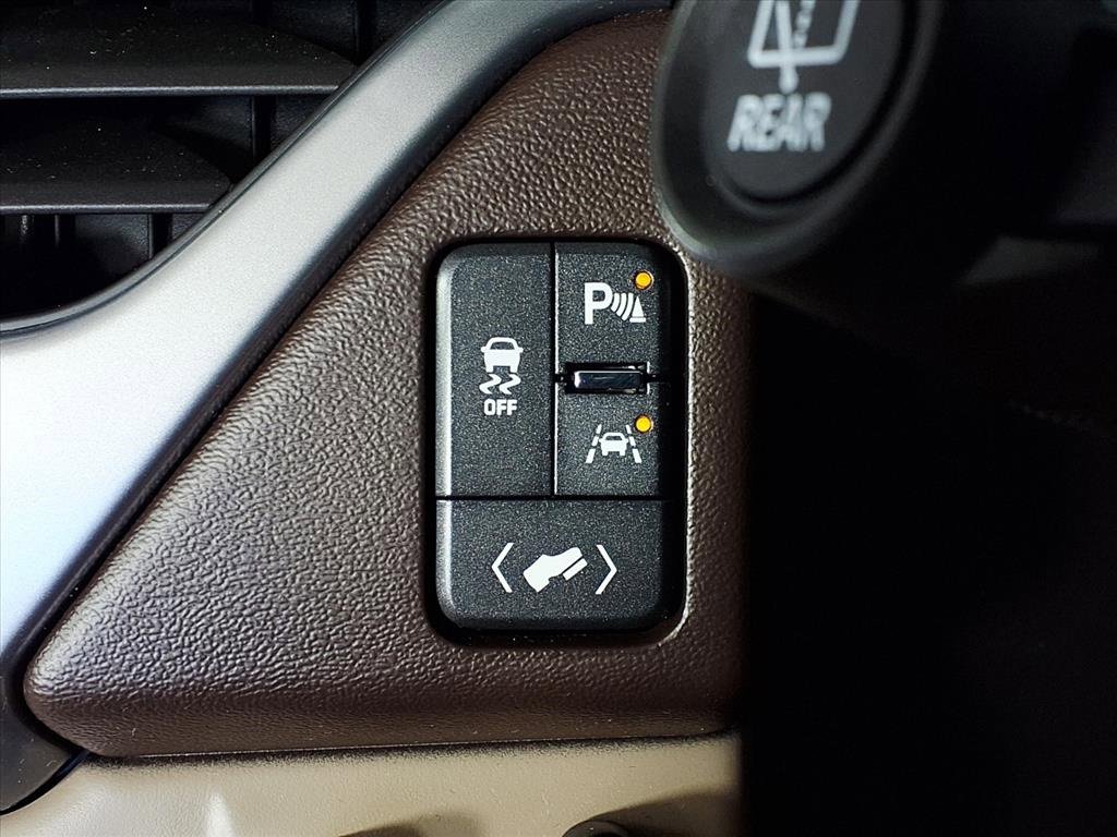 Used 2017 Chevrolet Tahoe Premier w/ Max Trailering Package image 10