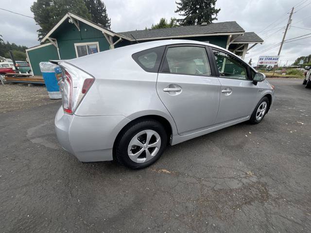 Used 2014 Toyota Prius Two FWD image 4