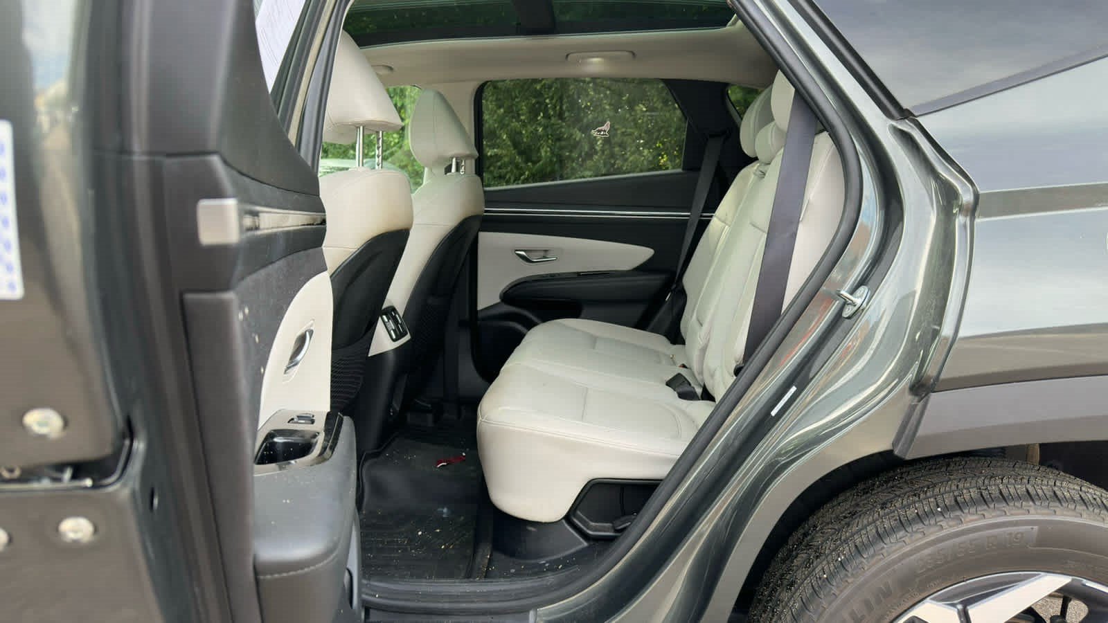 Used 2024 Hyundai Tucson Limited AWD/4WD image 6