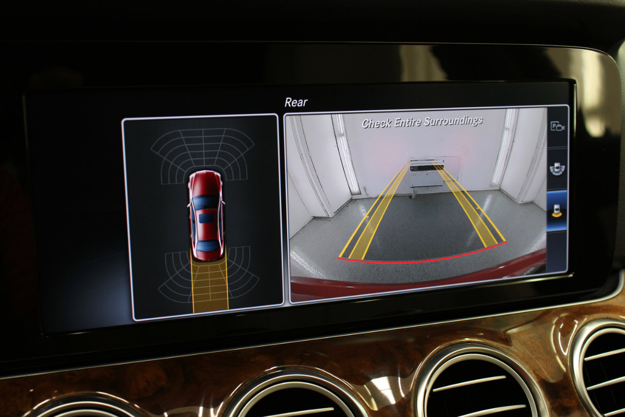 Used 2017 Mercedes-Benz E 300 image 60