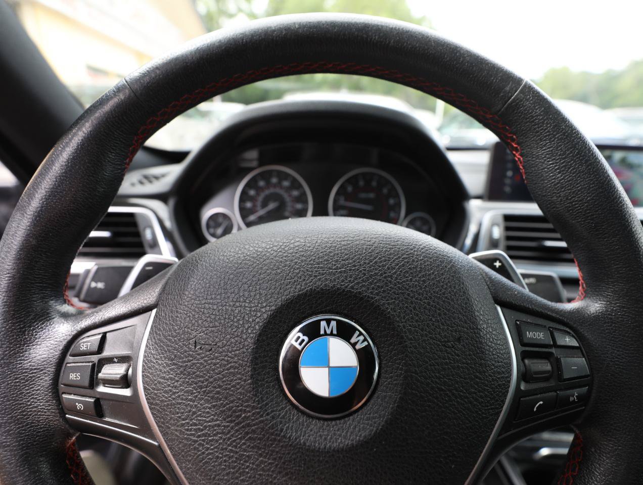Used 2018 BMW 330i Gran Turismo xDrive AWD/4WD image 25