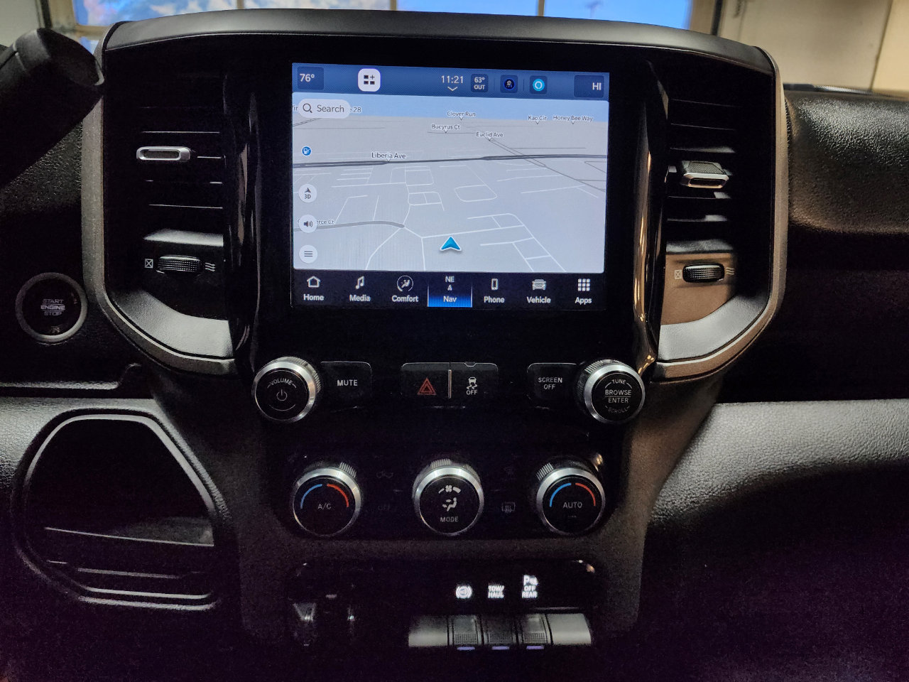 Used 2024 RAM 3500 Tradesman w/ Towing Technology Group image 34