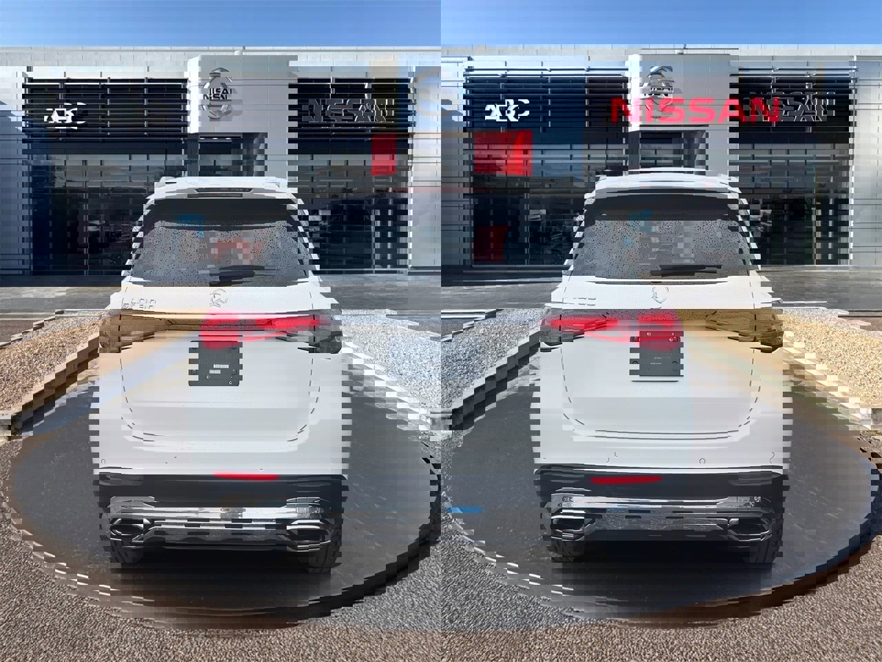 Used 2024 Mercedes-Benz GLC 300 w/ Winter Package image 5