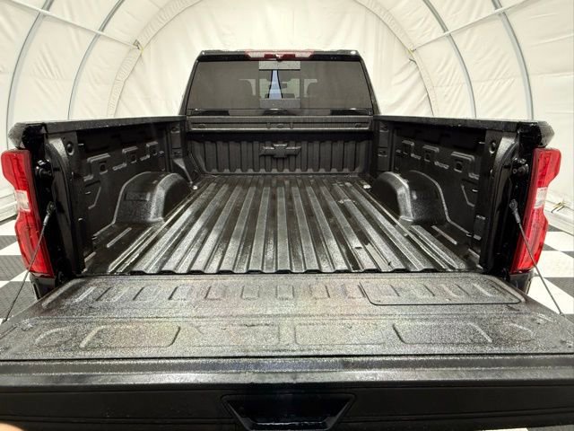 Used 2023 Chevrolet Silverado 3500 LTZ w/ LTZ Convenience Package image 4