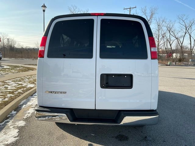 Used 2025 Chevrolet Express 3500 LT w/ LT Preferred Equipment Group image 11