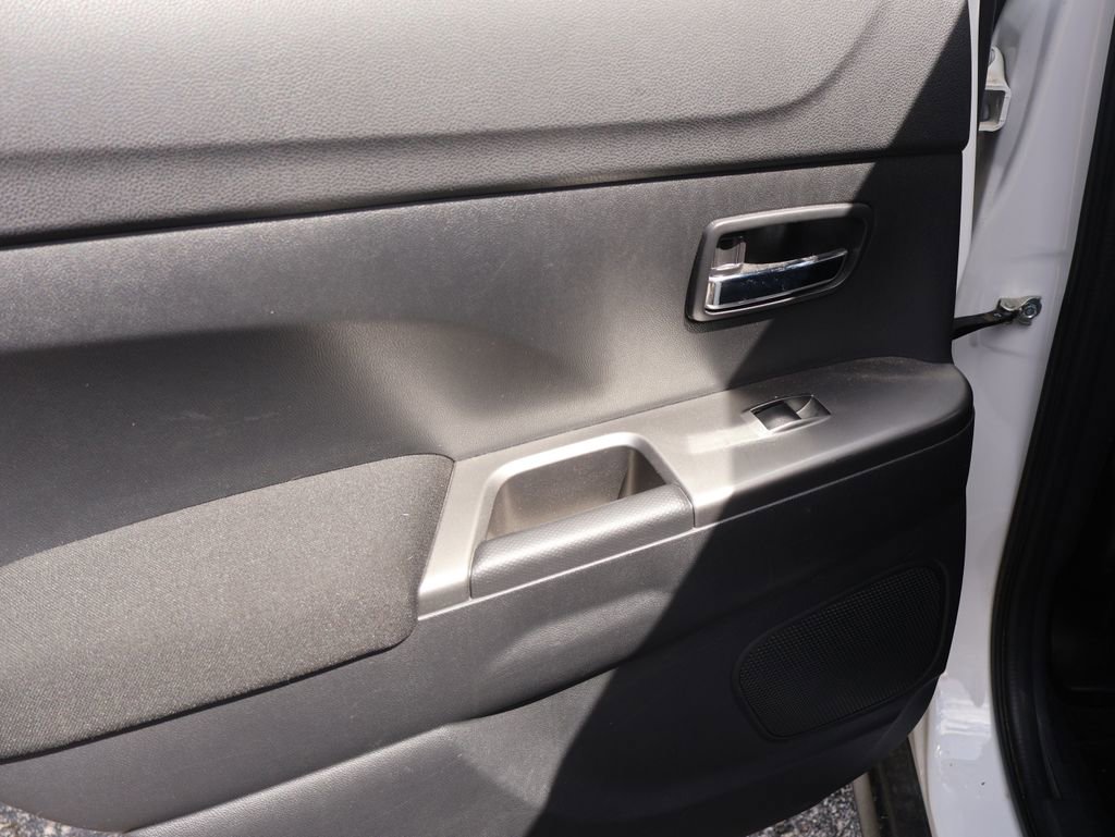 Used 2019 Mitsubishi Outlander Sport SE FWD image 18