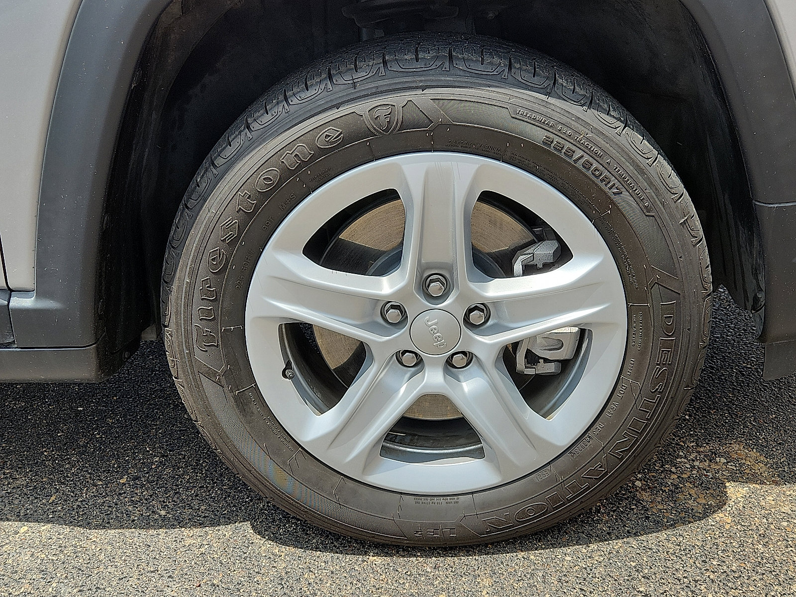 Used 2024 Jeep Compass Latitude image 6