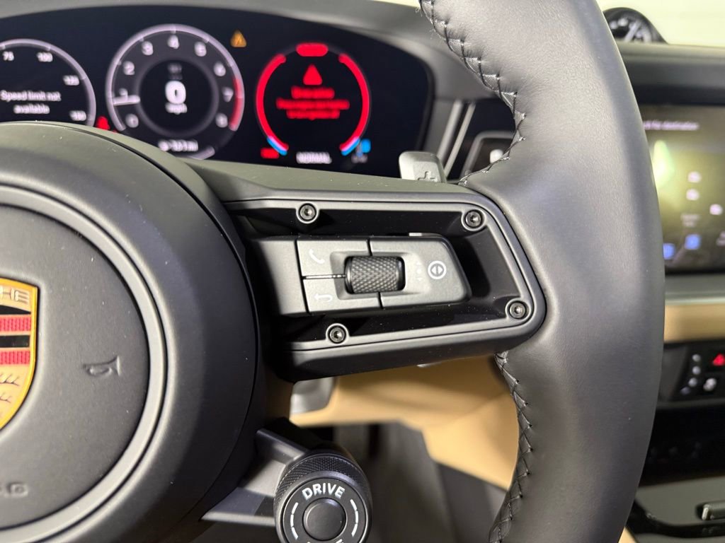 New 2026 Porsche Cayenne Coupe image 40