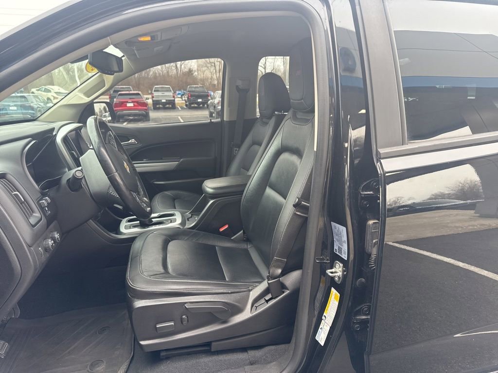Used 2021 Chevrolet Colorado ZR2 w/ ZR2 Midnight Special Edition image 13