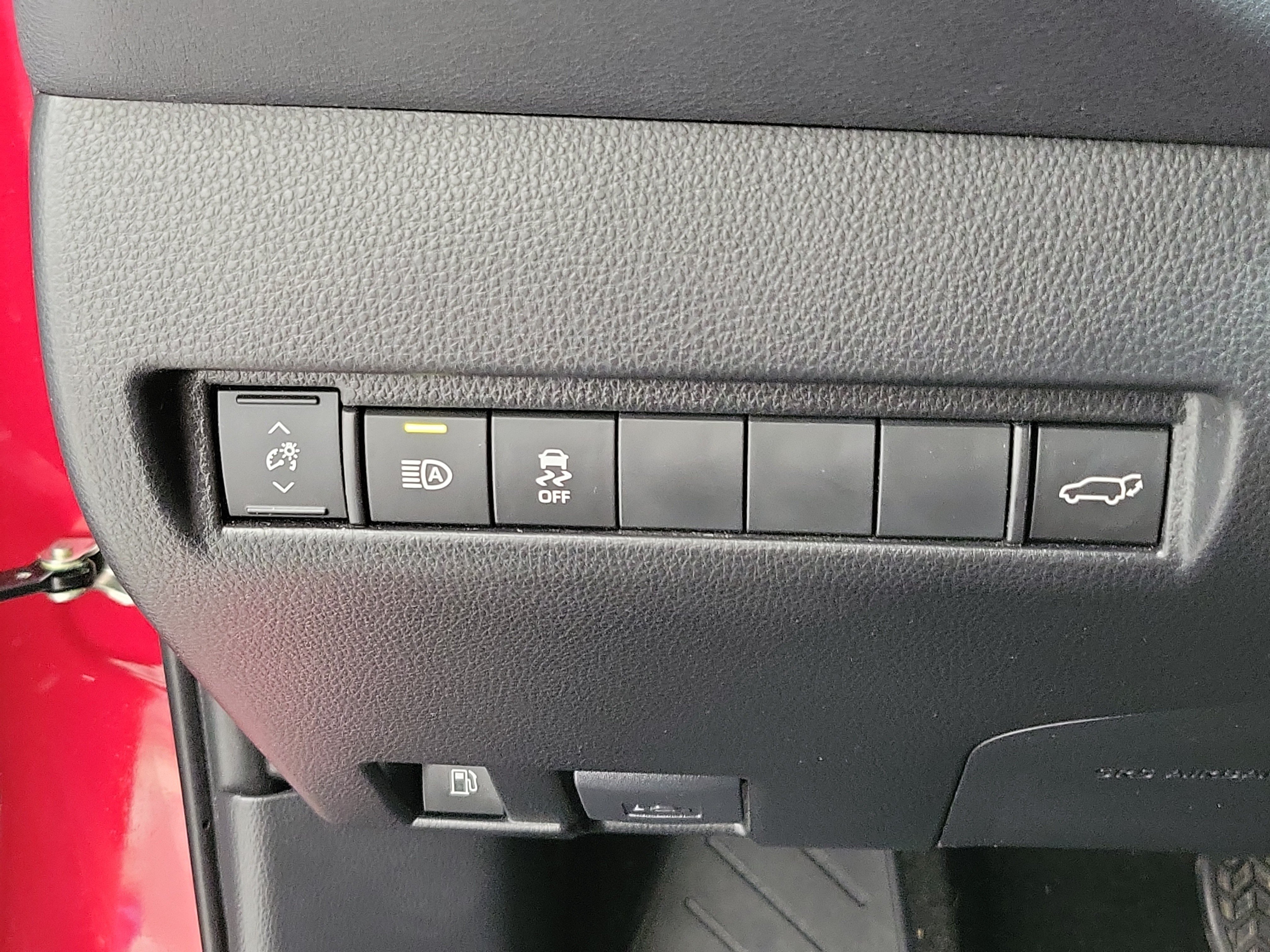 Certified 2024 Toyota Venza Nightshade AWD/4WD image 23