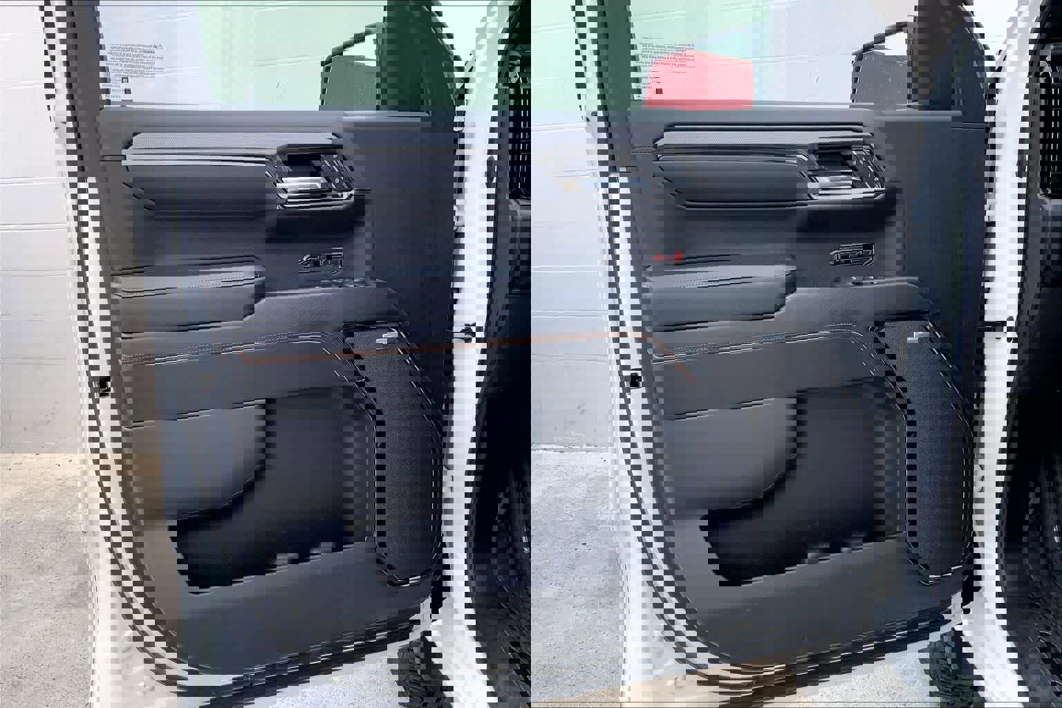 Used 2023 GMC Sierra 1500 AT4 w/ AT4 Premium Package image 28