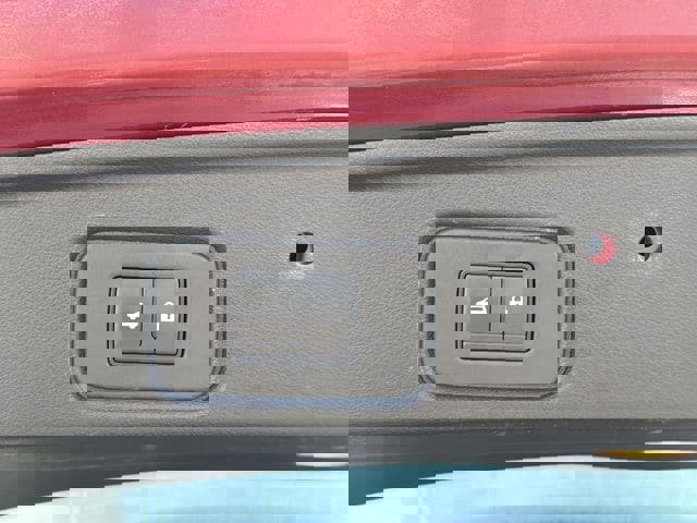 Used 2023 Nissan Pathfinder Platinum w/ Cargo Package image 15