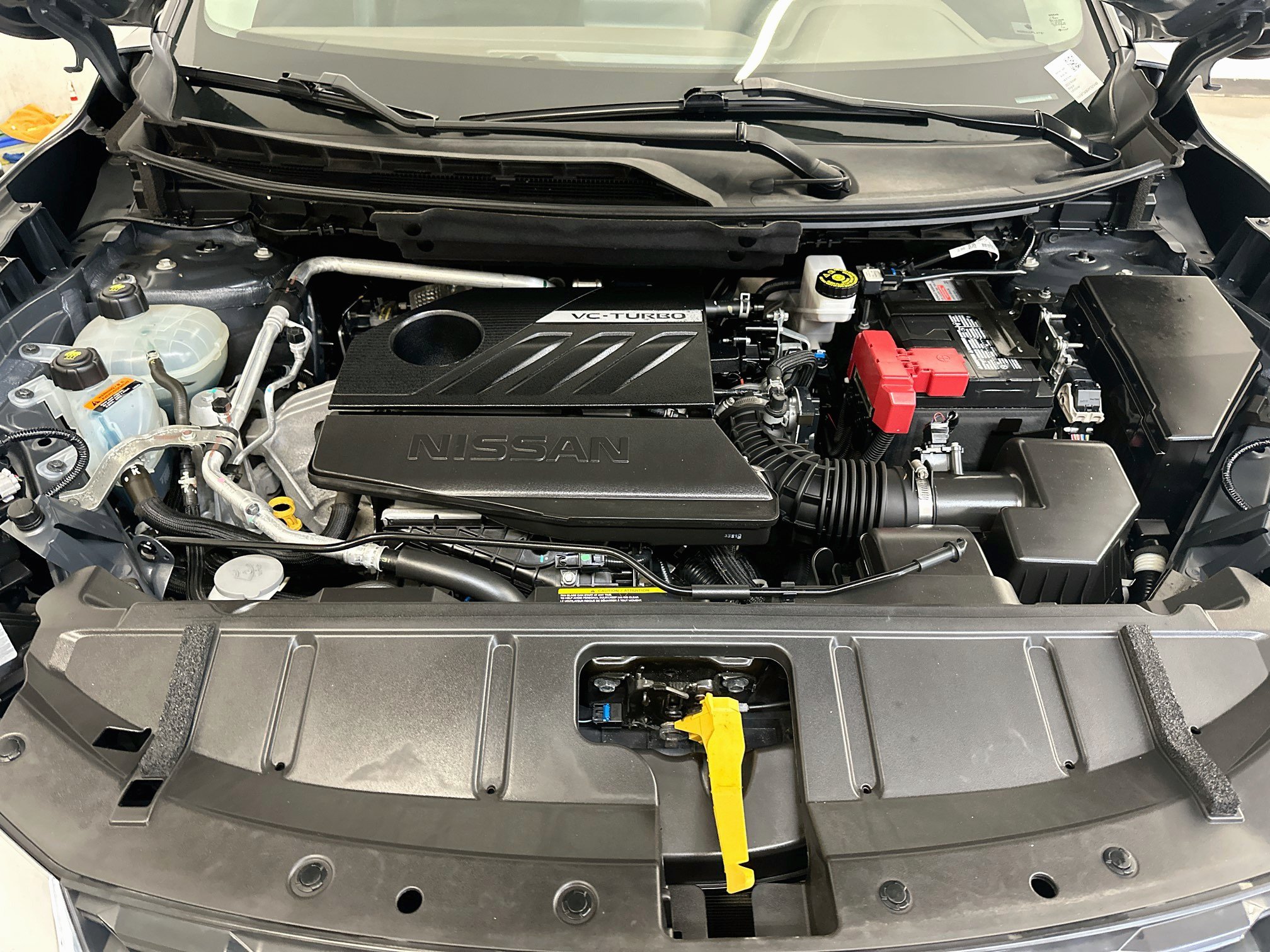Used 2023 Nissan Rogue S AWD/4WD image 33