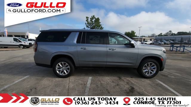 Used 2023 Chevrolet Suburban Premier image 9