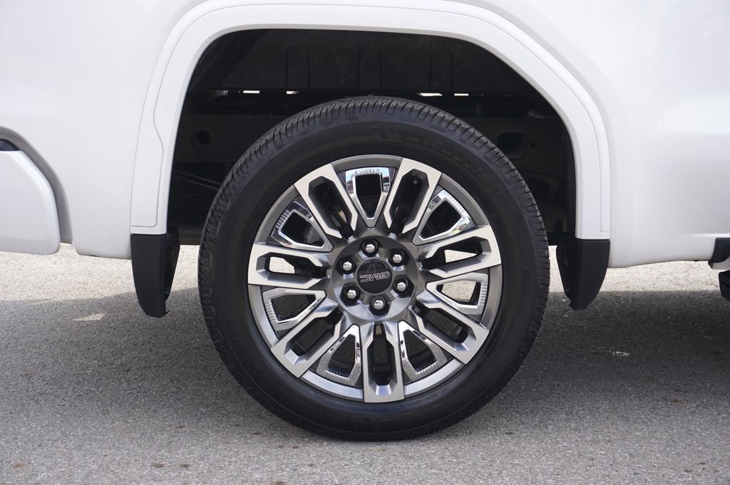 Used 2024 GMC Sierra 1500 Denali Ultimate AWD/4WD image 12
