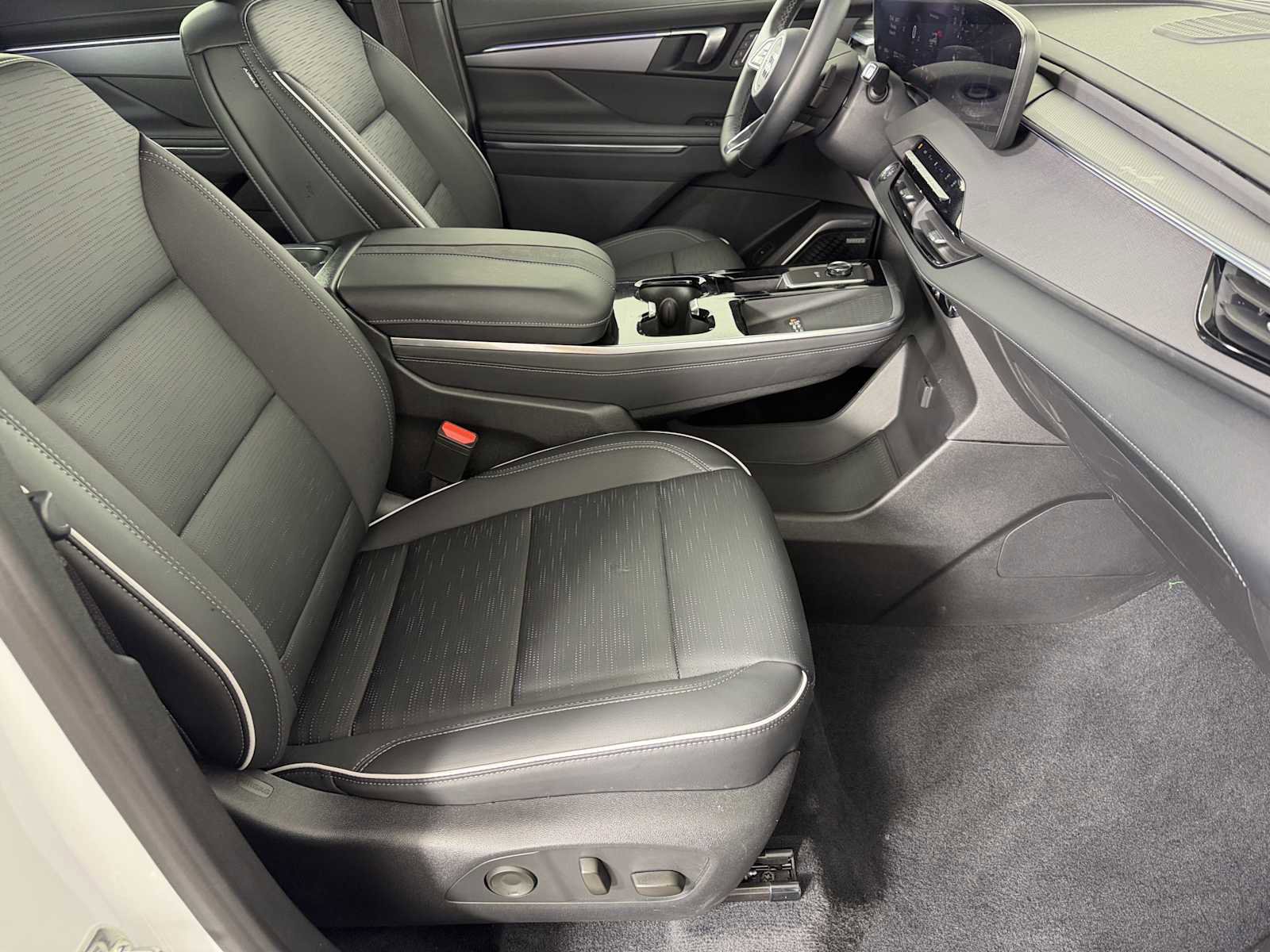 New 2026 Buick Enclave Sport Touring w/ Power Package image 11