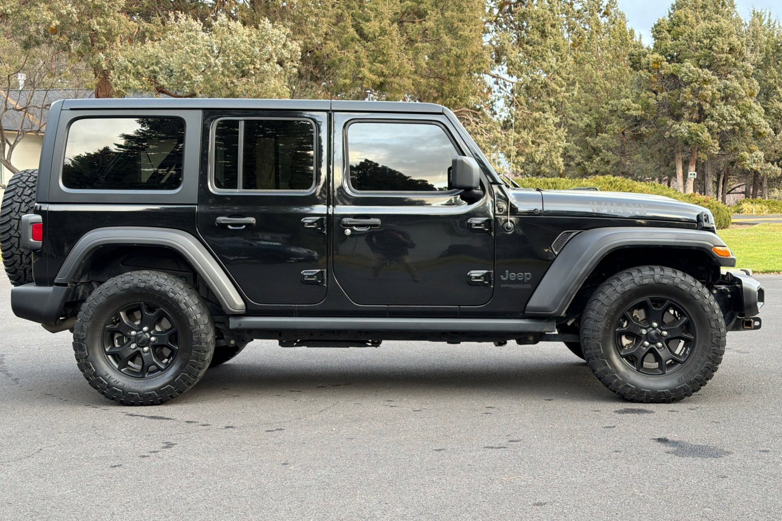 Used 2021 Jeep Wrangler Unlimited Sport image 3