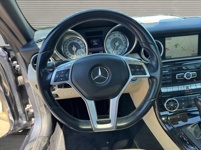 Used 2015 Mercedes-Benz SLK 250 image 13