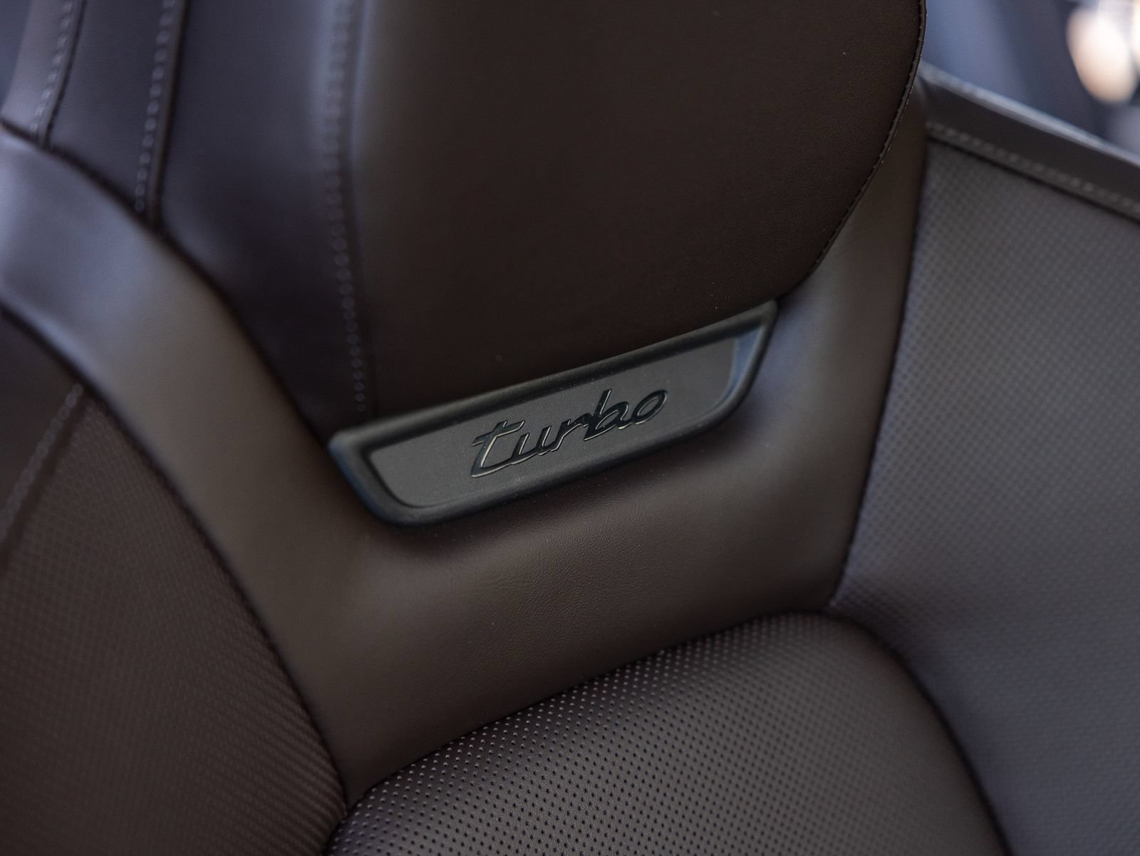 New 2026 Porsche Cayenne Turbo AWD/4WD image 39