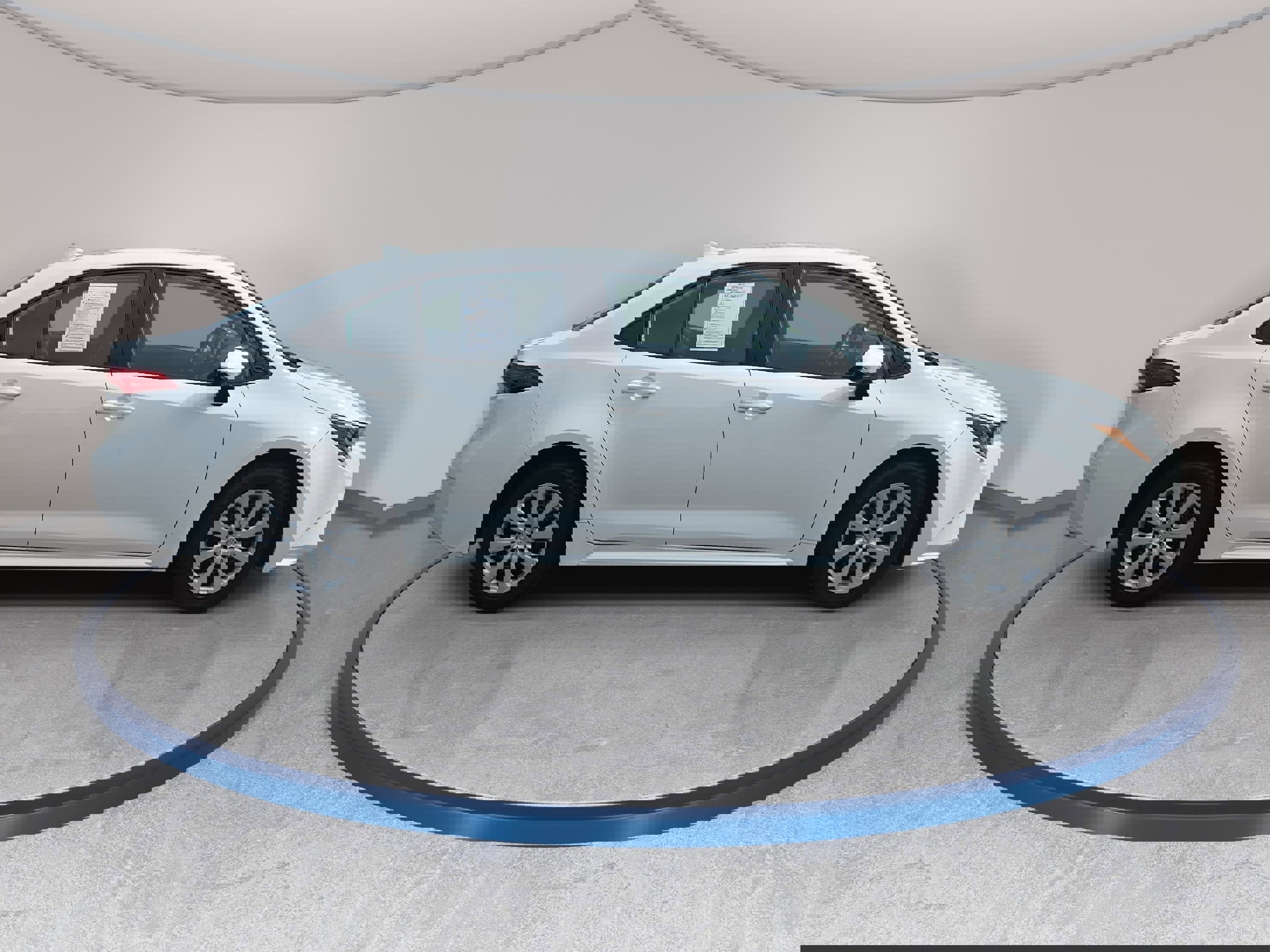 Used 2024 Toyota Corolla LE image 4