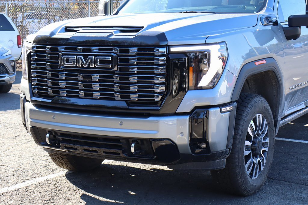 New 2026 GMC Sierra 2500 Denali Ultimate w/ Max Trailering Package image 4