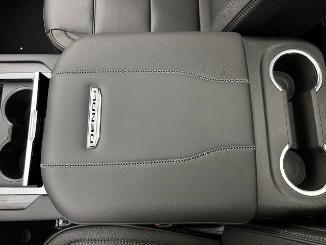 New 2026 GMC Yukon Denali w/ Denali Reserve Package image 33