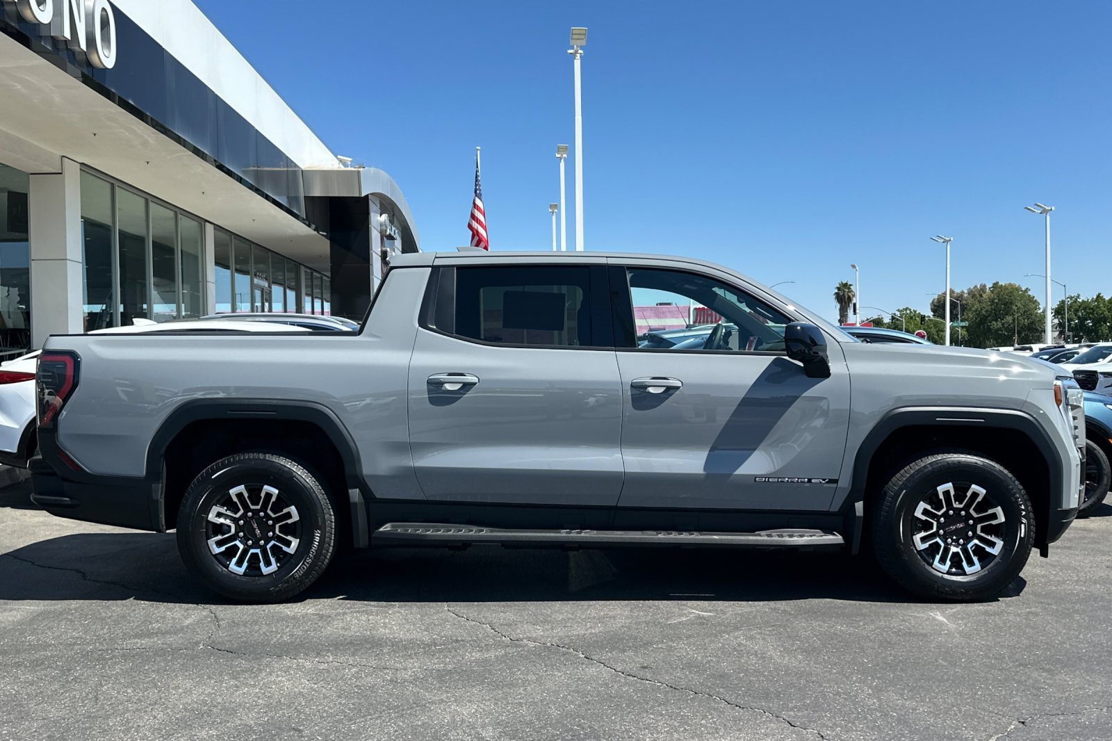 New 2026 GMC Sierra EV Elevation image 4