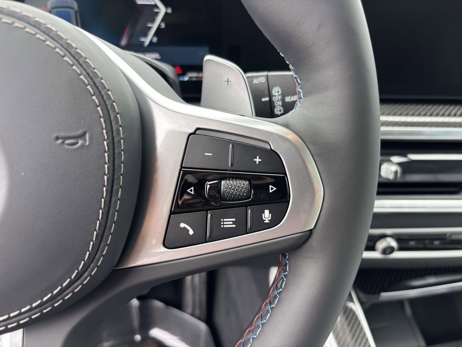 New 2026 BMW X5 M60i image 13