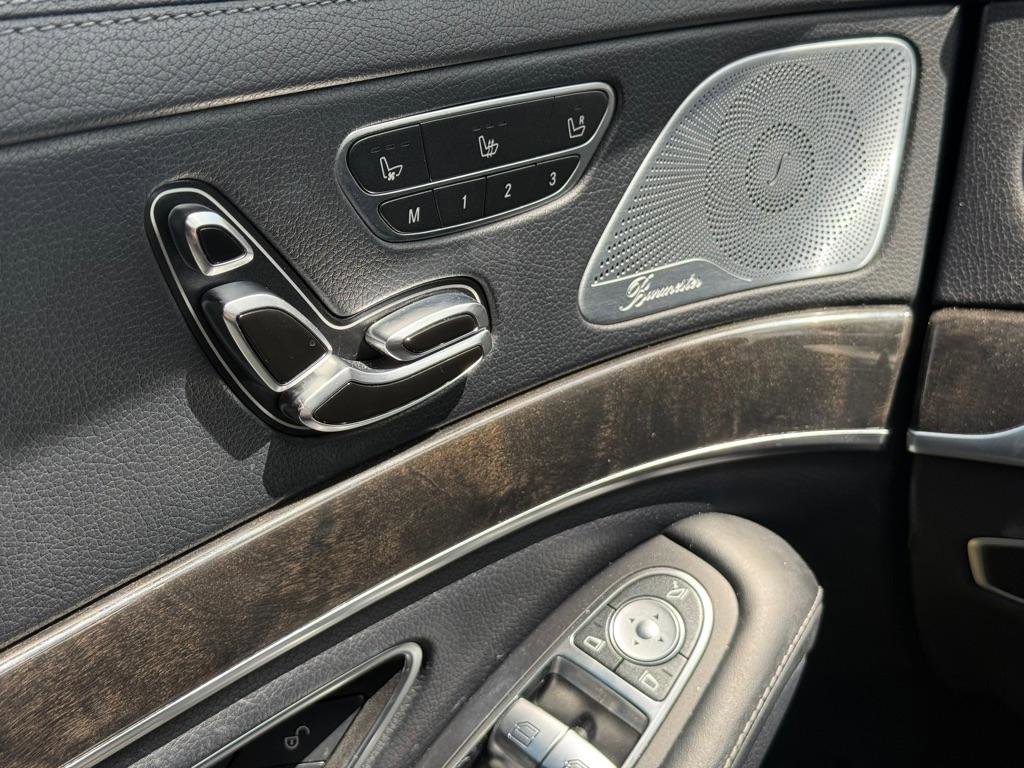 Used 2020 Mercedes-Benz S 560 Sedan image 16