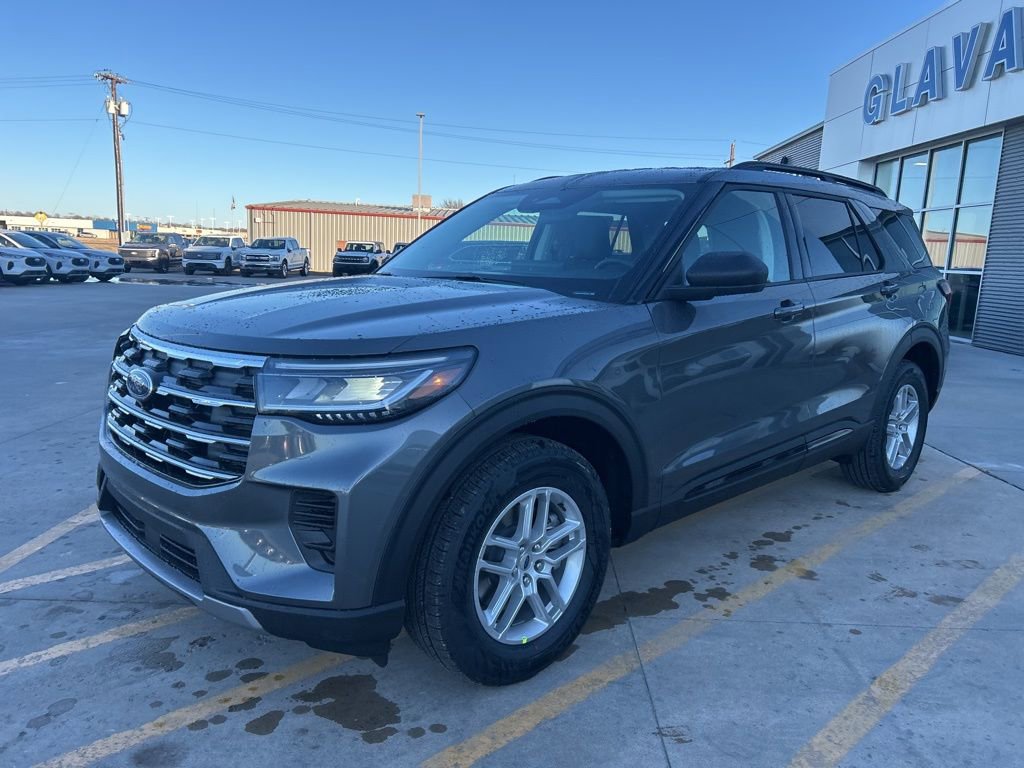 New 2026 Ford Explorer Active image 7