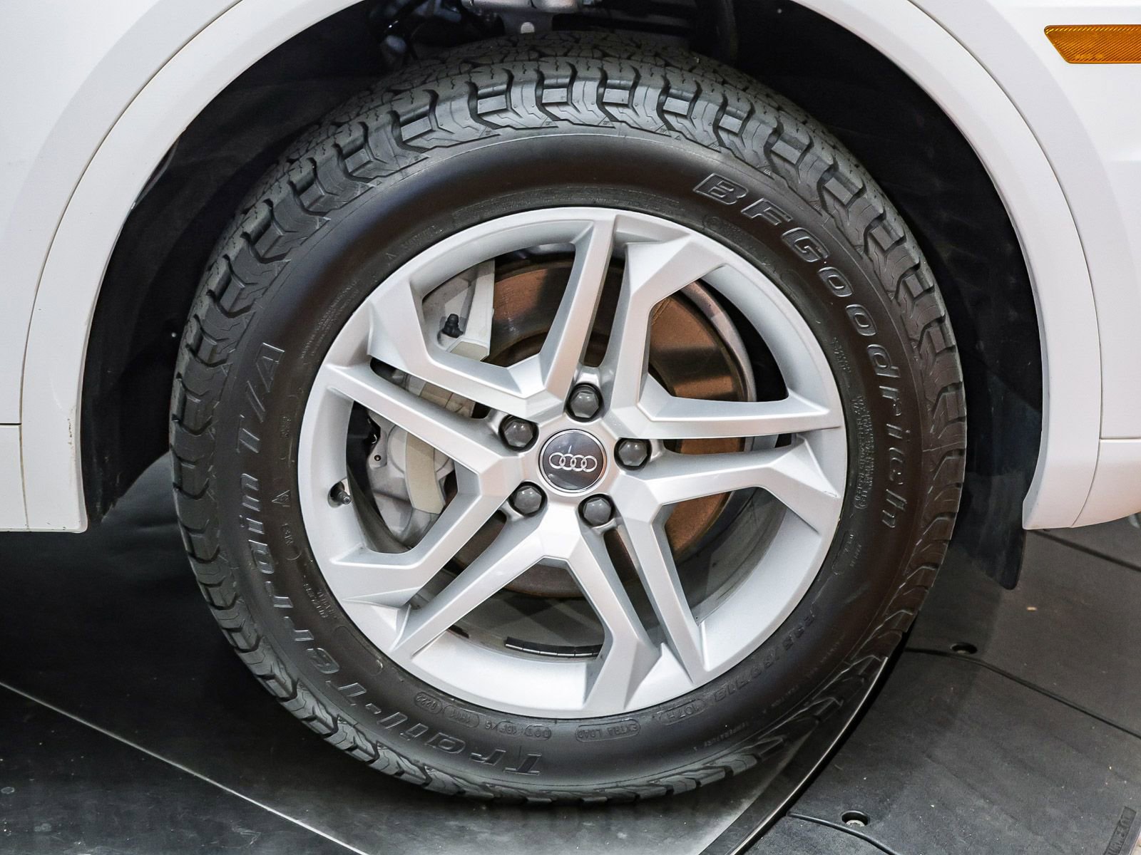 Used 2018 Audi Q5 2.0T Premium w/ Convenience Package AWD/4WD image 8