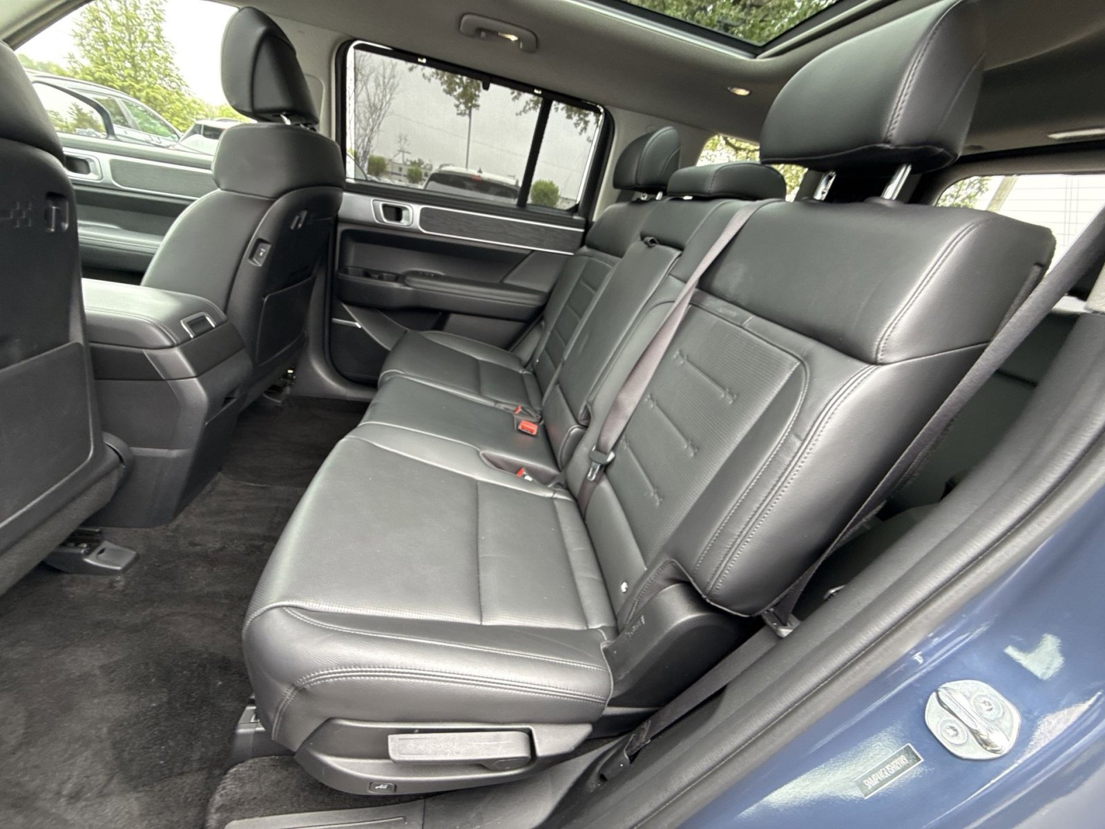 Certified 2025 Hyundai Santa Fe Limited image 25