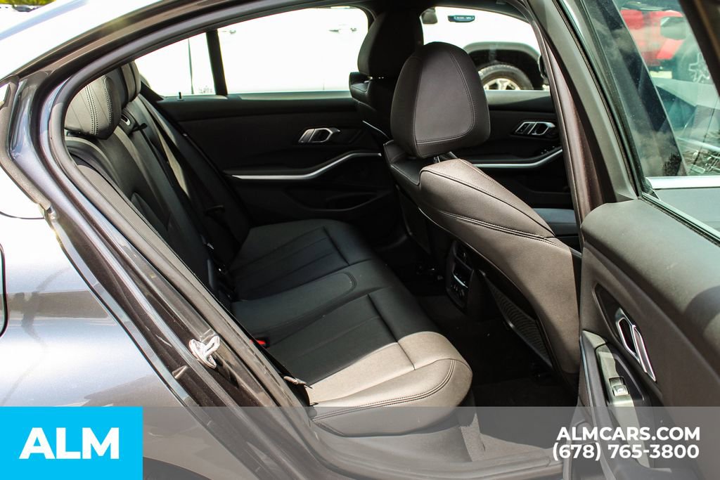 Used 2020 BMW 330i xDrive Sedan w/ Convenience Package AWD/4WD image 17
