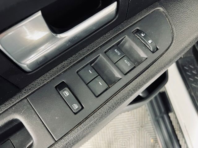 Used 2014 Ford F150 FX4 w/ Equipment Group 402A Luxury AWD/4WD image 18