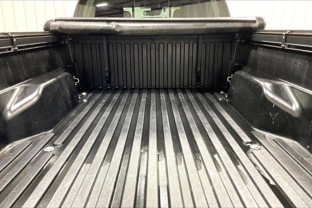 Used 2020 Toyota Tacoma TRD Off-Road w/ Blackout Package AWD/4WD image 35