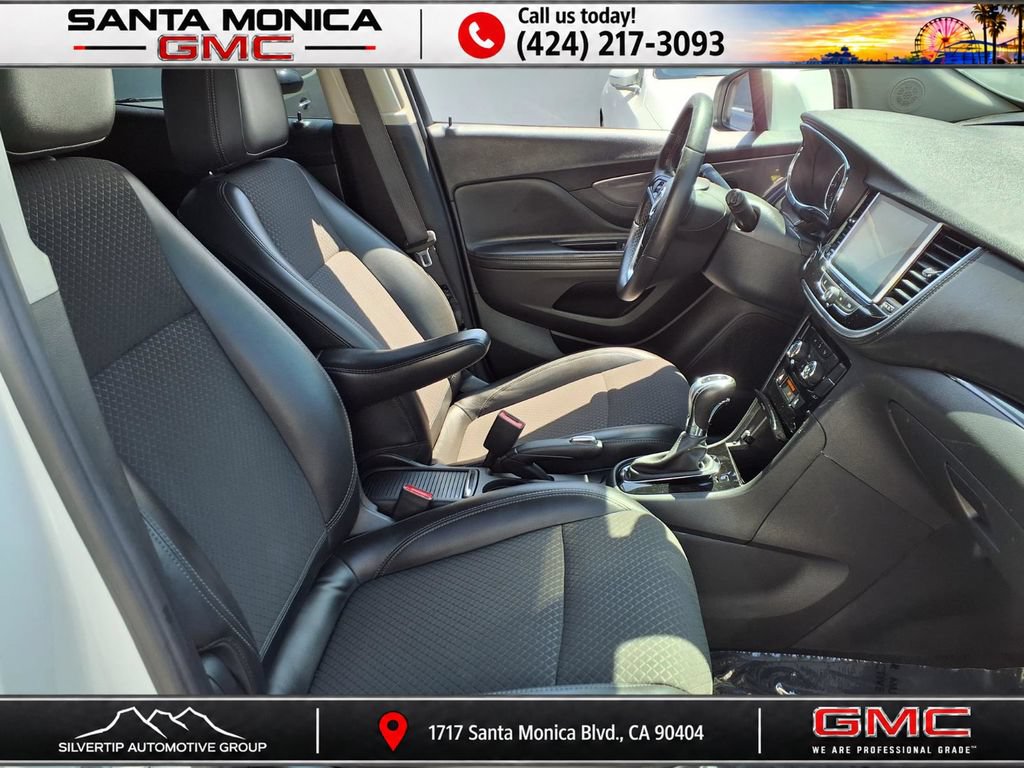 Certified 2021 Buick Encore Preferred FWD image 26