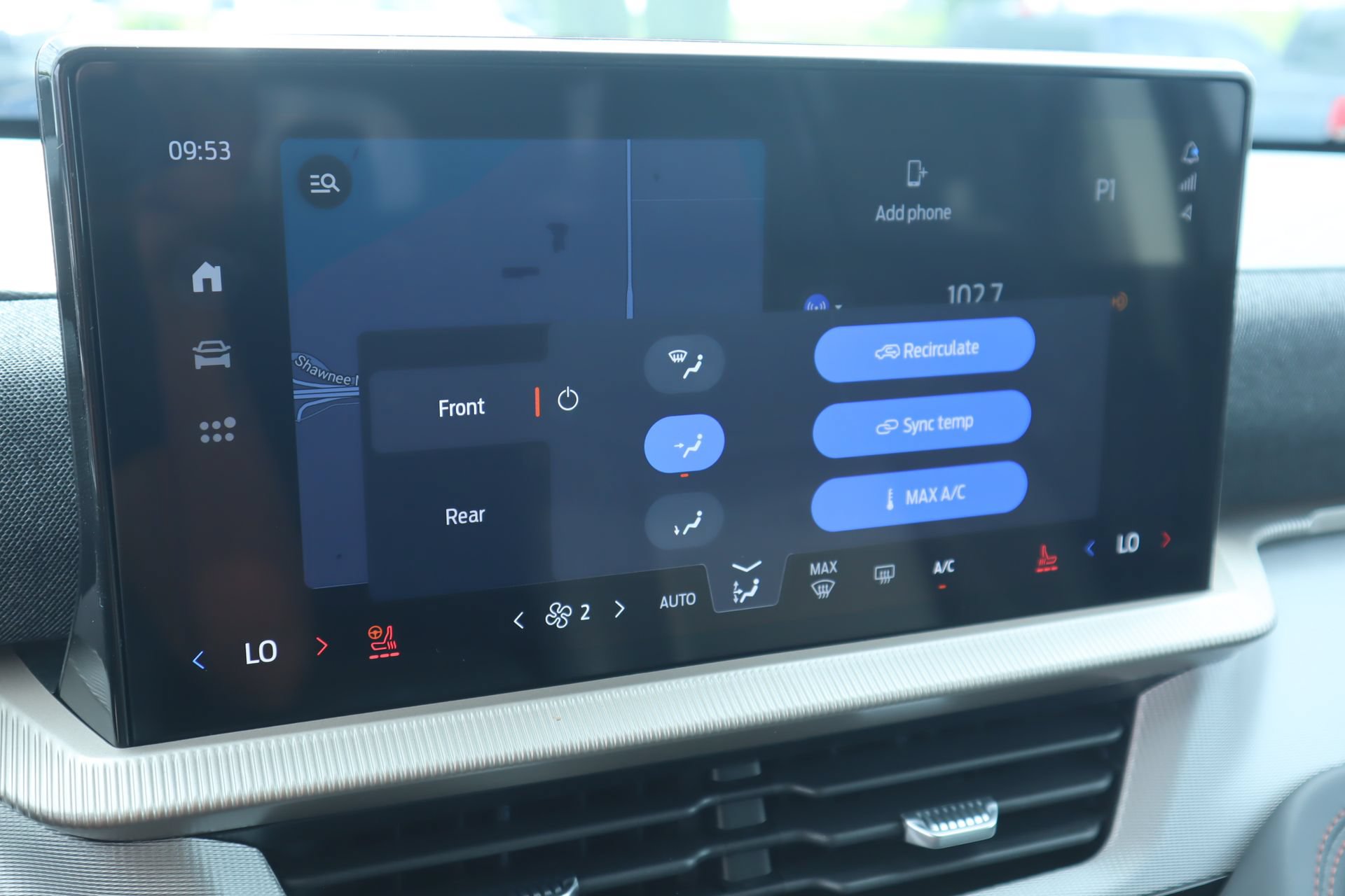 New 2026 Ford Explorer Active w/ Active Comfort Package RWD image 8