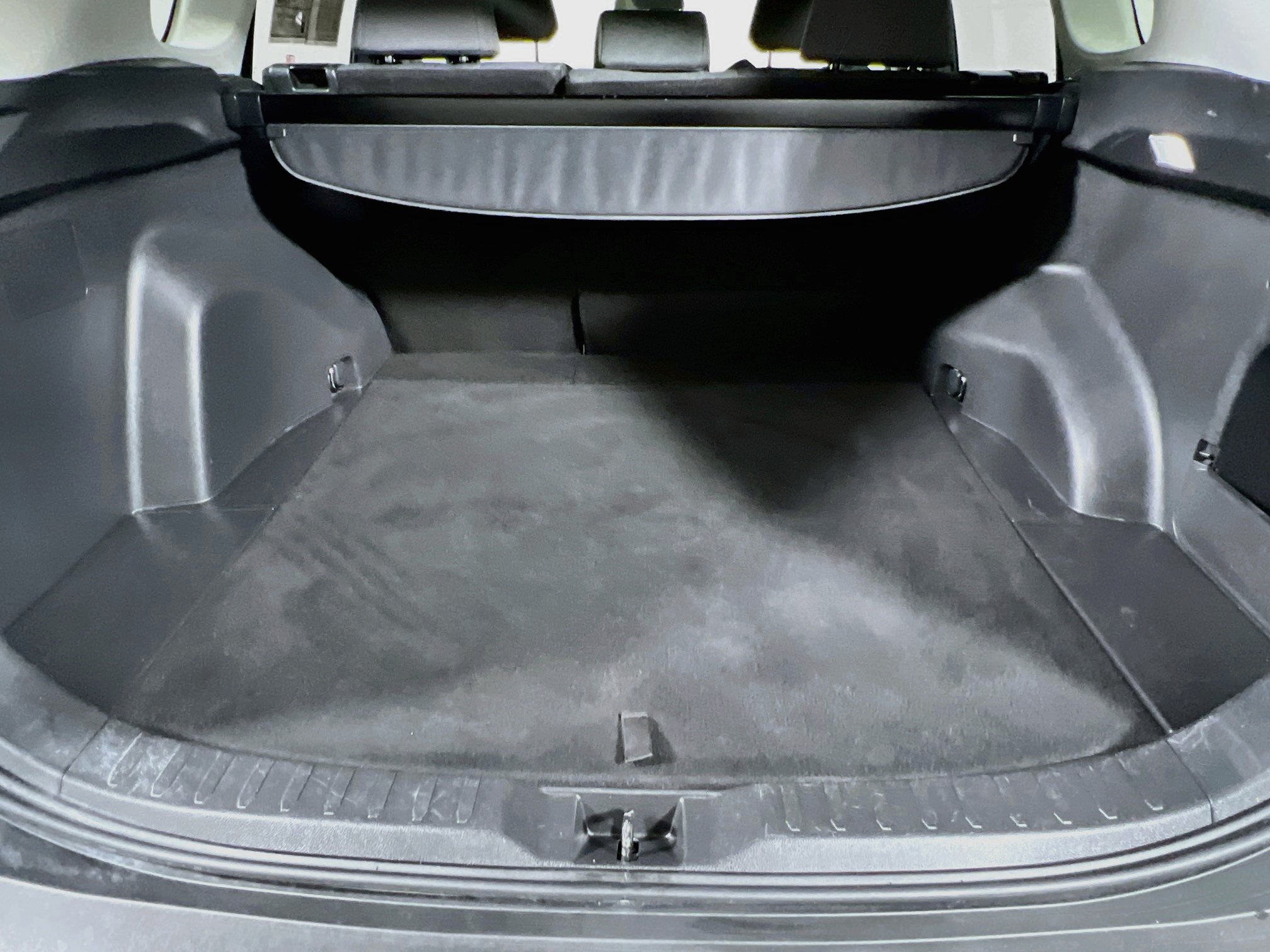Used 2025 Toyota RAV4 XLE FWD image 34