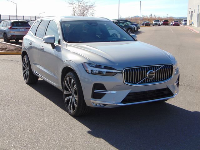 Used 2023 Volvo XC60 B5 Ultimate w/ Climate Package image 9