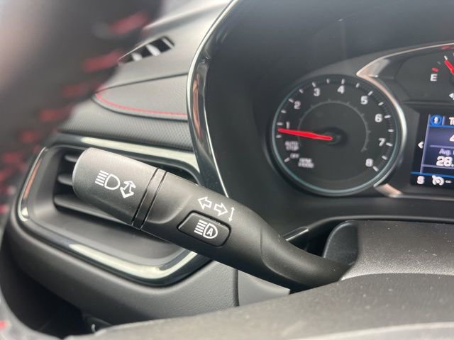 Used 2022 Chevrolet Equinox RS w/ LPO, Floor Liner Package image 15