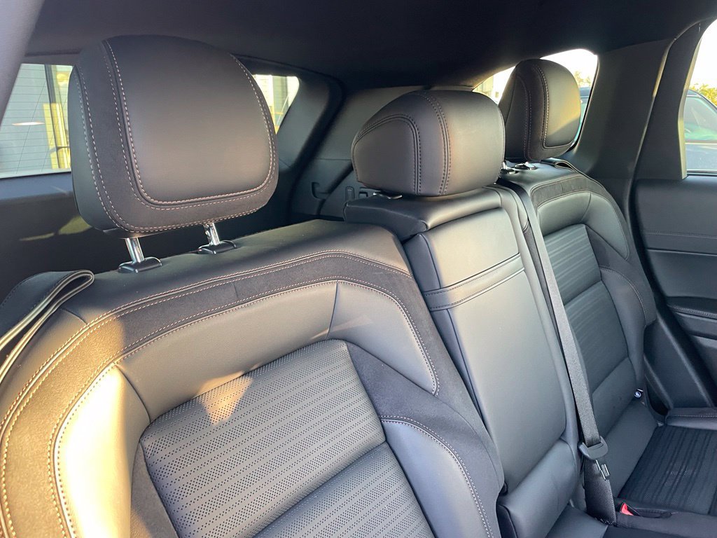Used 2024 Lincoln Nautilus Reserve w/ Jet Appearance Package (87T) AWD/4WD image 28