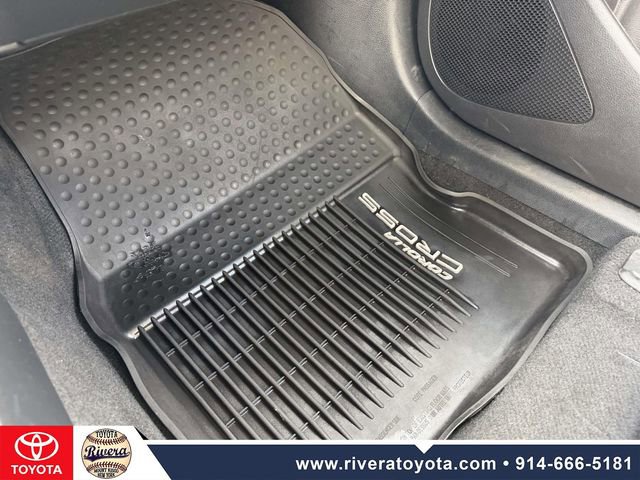 Used 2023 Toyota Corolla Cross L image 22