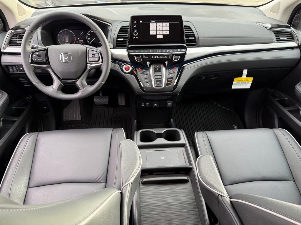 Certified 2026 Honda Odyssey Touring image 18