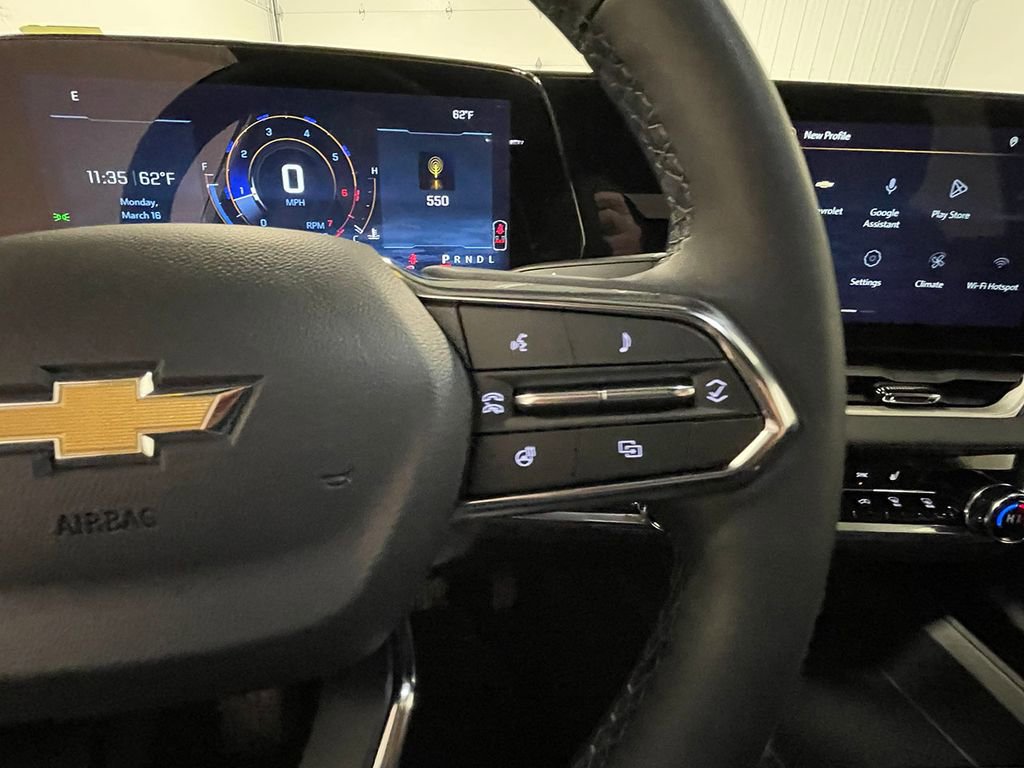 Used 2026 Chevrolet Equinox LT w/ Convenience Package II image 37