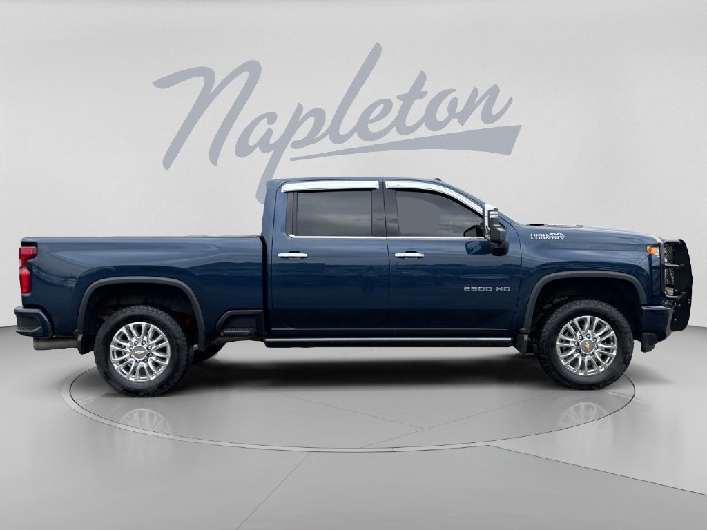 Used 2023 Chevrolet Silverado 2500 High Country w/ Safety Package II AWD/4WD image 8