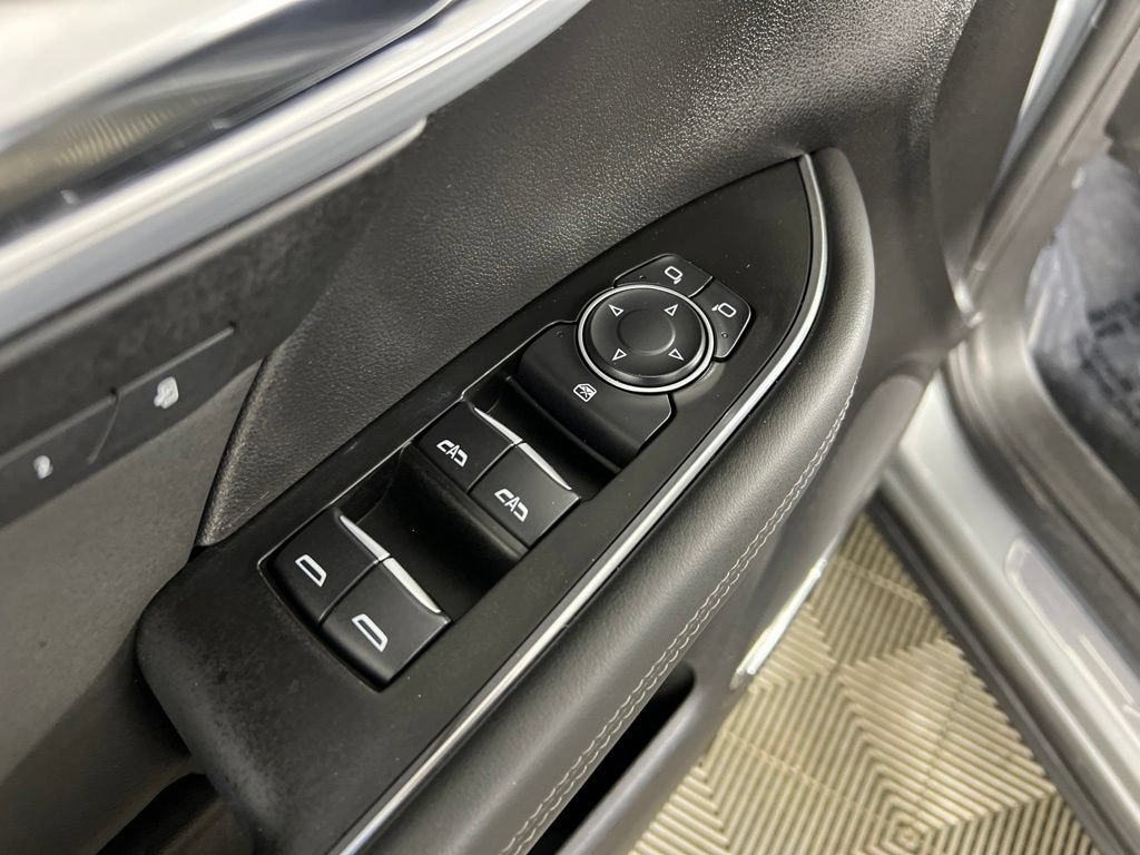 Used 2024 Buick Envision Avenir AWD/4WD image 17