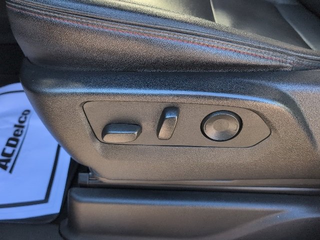 Used 2022 Chevrolet Suburban RST image 20