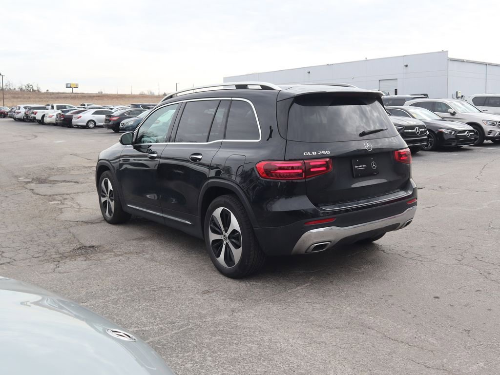 Certified 2025 Mercedes-Benz GLB 250 image 5
