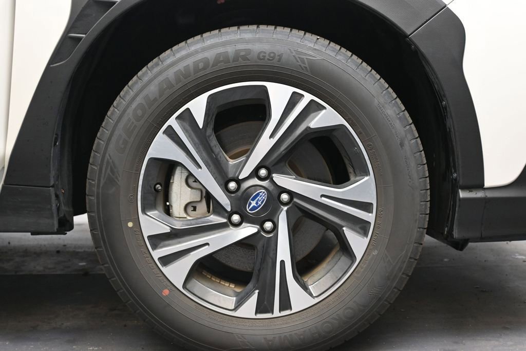 Certified 2025 Subaru Crosstrek 2.0i Premium AWD/4WD image 10